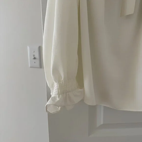 NWT Tuckernuck Marguerite White Off the Shoulder Blouse - Picture 11 of 14